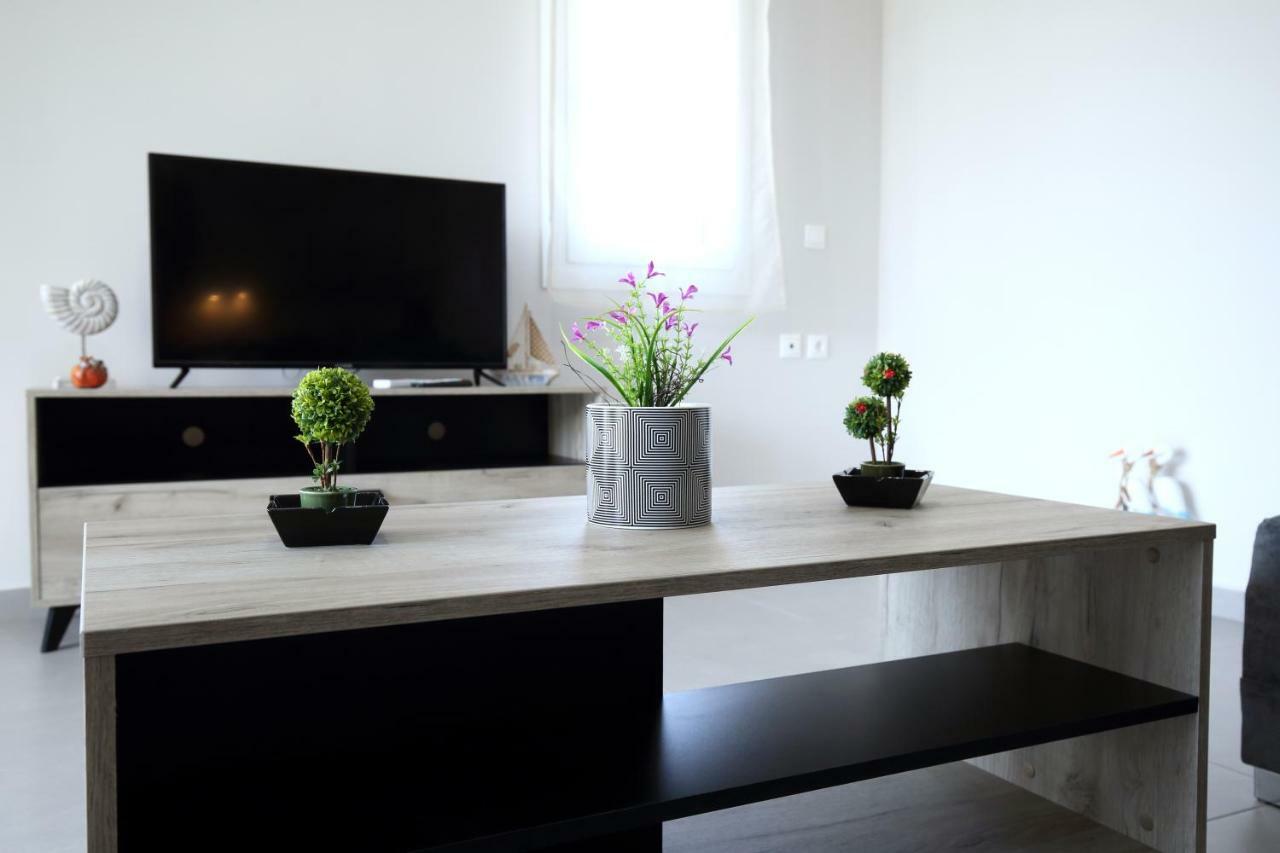 Arokaria Apartment Lefkáda Buitenkant foto